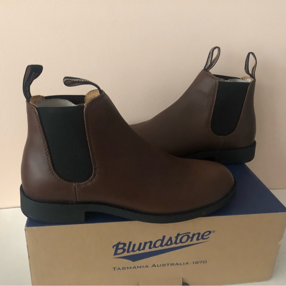 Blundstone Leather Brown Boot 1902 - size AU 6.5, women’s 9.5